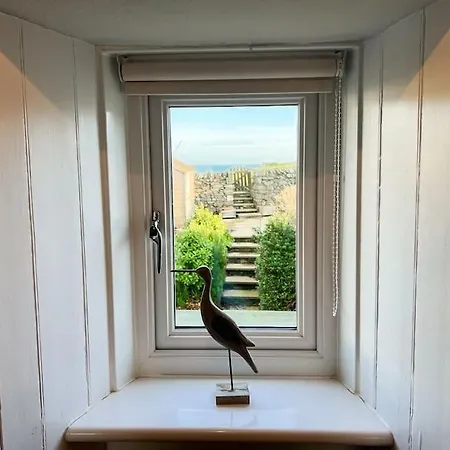 3 Bedroom Townhouse Right On The Harbour Isle of Whithorn Buitenkant foto