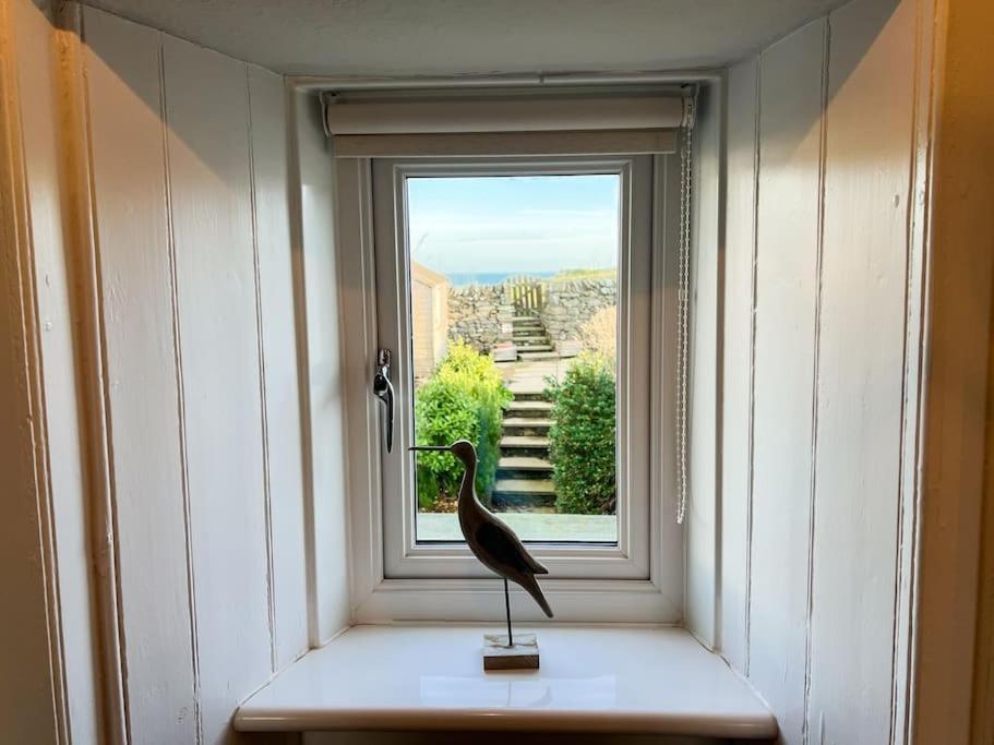 3 Bedroom Townhouse Right On The Harbour *