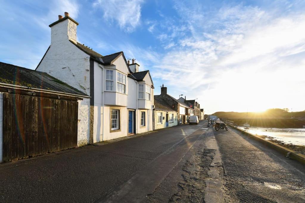 3 Bedroom Townhouse Right On The Harbour * Isle of Whithorn
